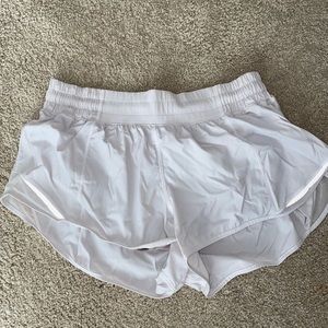 SIZE 8 WHITE LULULEMON SHORTS